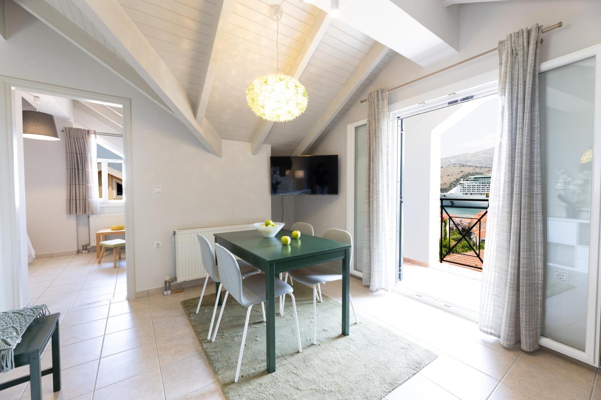 Domus City Apartment Argostoli  Eksteriør bilde